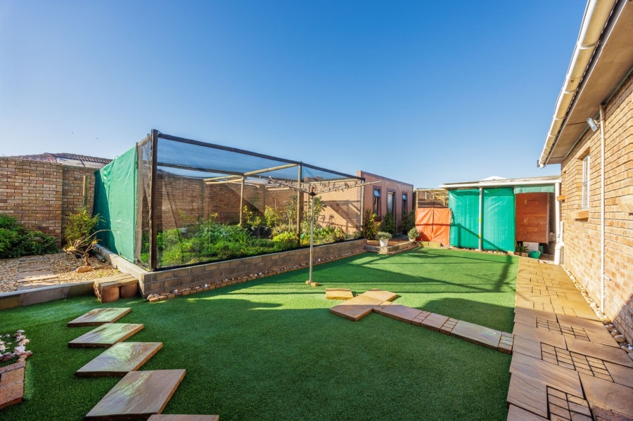 3 Bedroom Property for Sale in Rustdal Western Cape